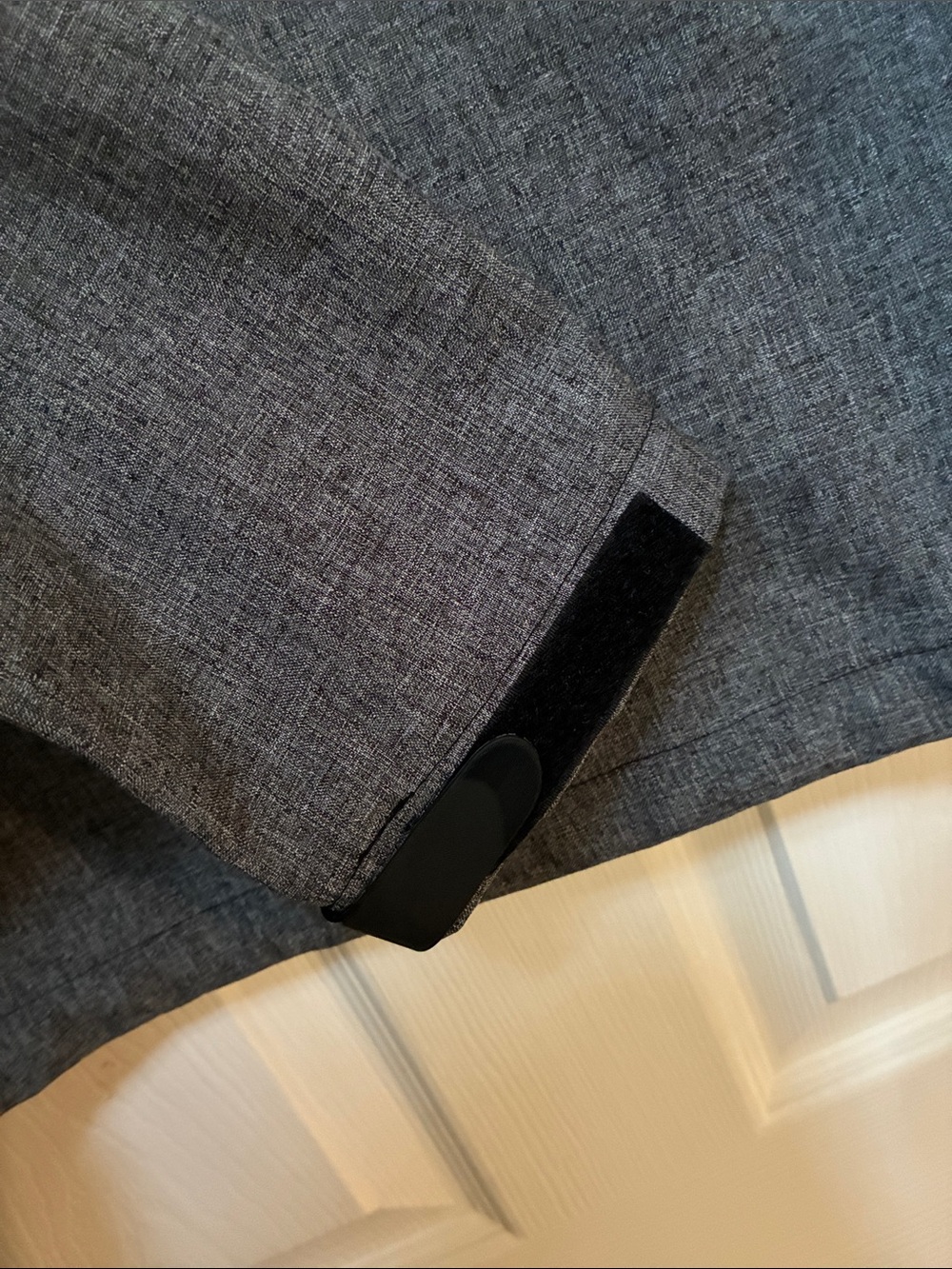 Kirkland Signature Men's Heather Gray Softshell Jacket - Picture 4 of 4